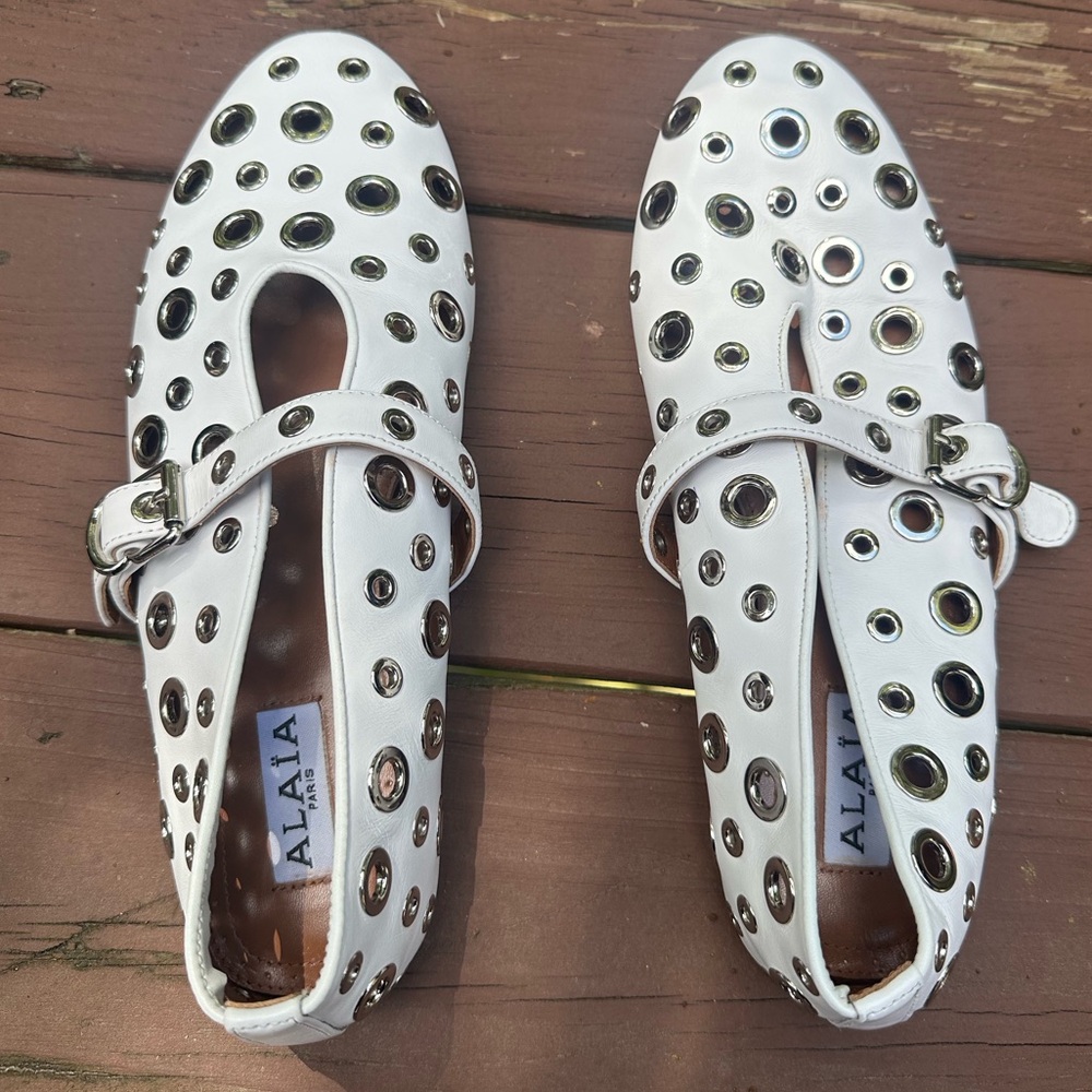 Alaïa Grommet Ballet Flats Size 41